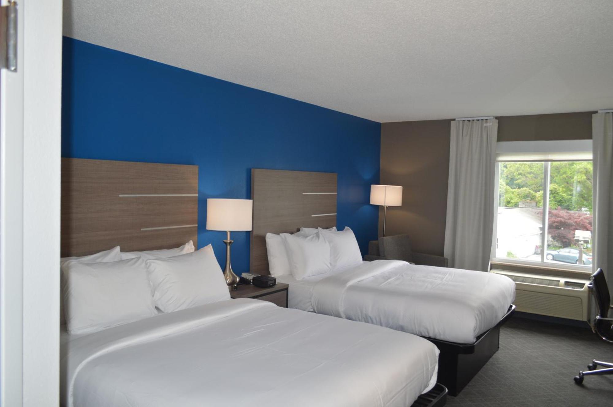 Comfort Inn & Suites Harrisburg-Hershey North Exterior photo